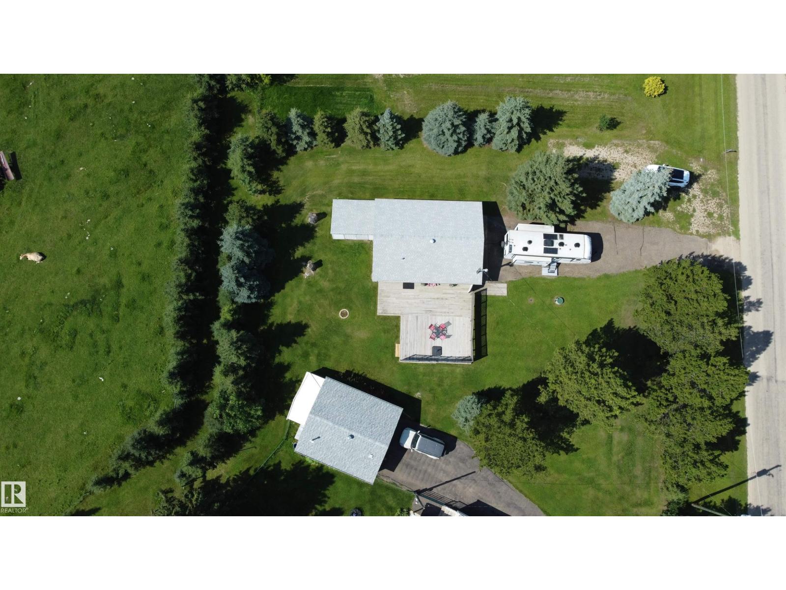 38 Lakeshore Dr, Rural Wetaskiwin County, Alberta  T0C 2V0 - Photo 11 - E4504436