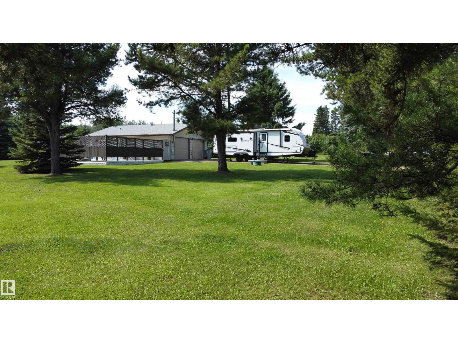 38 Lakeshore Dr, Rural Wetaskiwin County, Alberta  T0C 2V0 - Photo 15 - E4504436