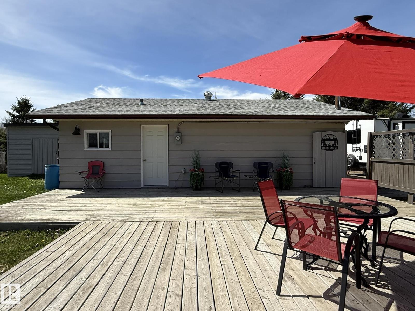 38 Lakeshore Dr, Rural Wetaskiwin County, Alberta  T0C 2V0 - Photo 36 - E4504436