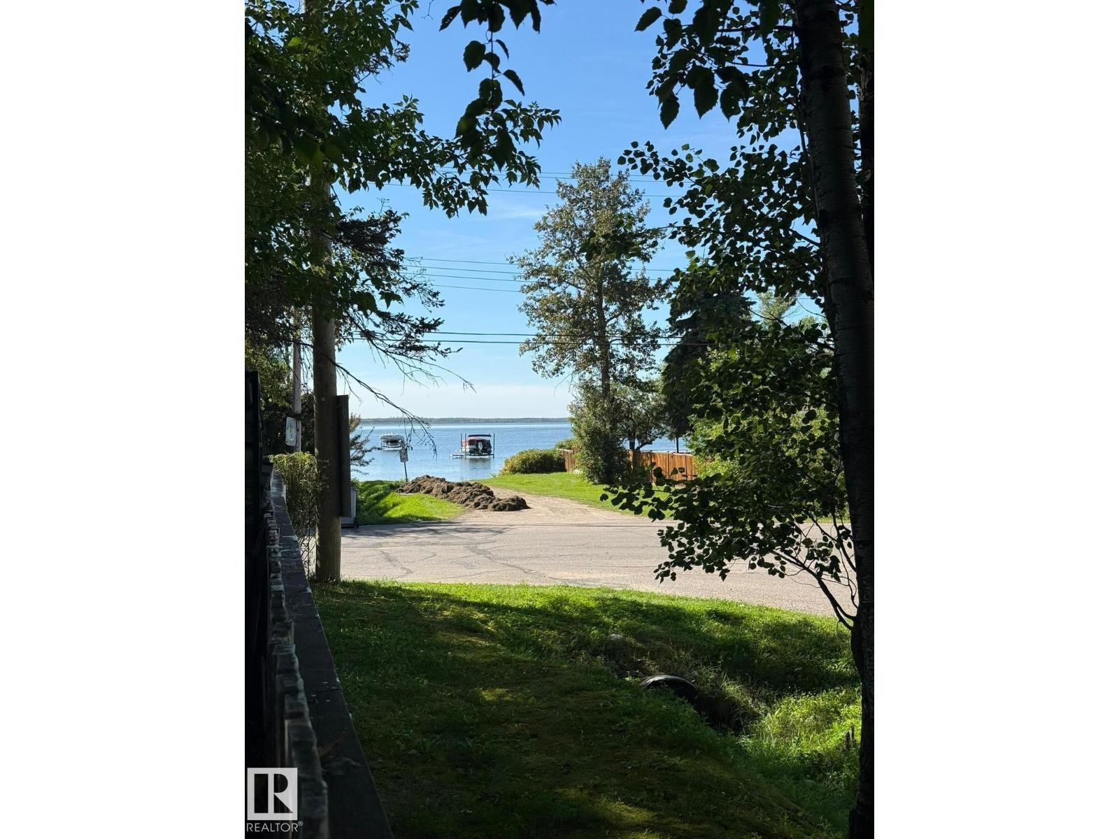 4203 50 Av, Rural Lac Ste. Anne County, Alberta T0E 0A0 - Photo 12 - E4504503