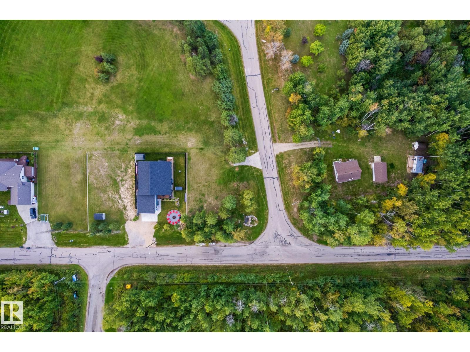 101 1 St, Rural Lac Ste. Anne County, Alberta T0E 1A0 - Photo 10 - E4504604