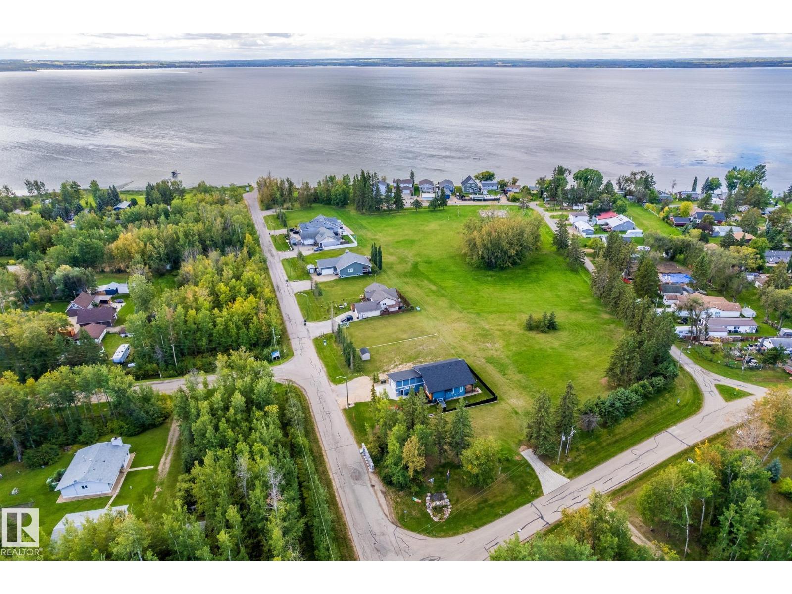 101 1 St, Rural Lac Ste. Anne County, Alberta T0E 1A0 - Photo 15 - E4504604