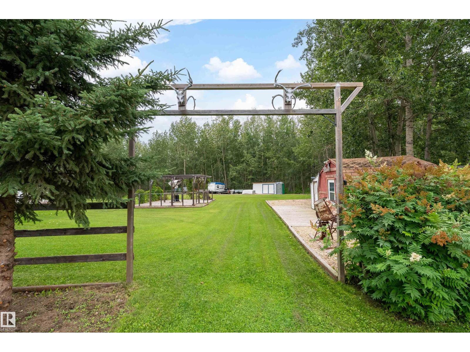 1001 45 St St, Rural Wetaskiwin County, Alberta  T0C 2C0 - Photo 58 - E4504633