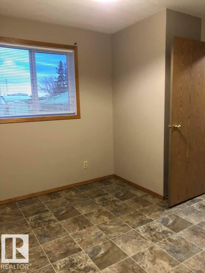 4805 47 St, Drayton Valley, Alberta  T7A 1H8 - Photo 8 - E4504827