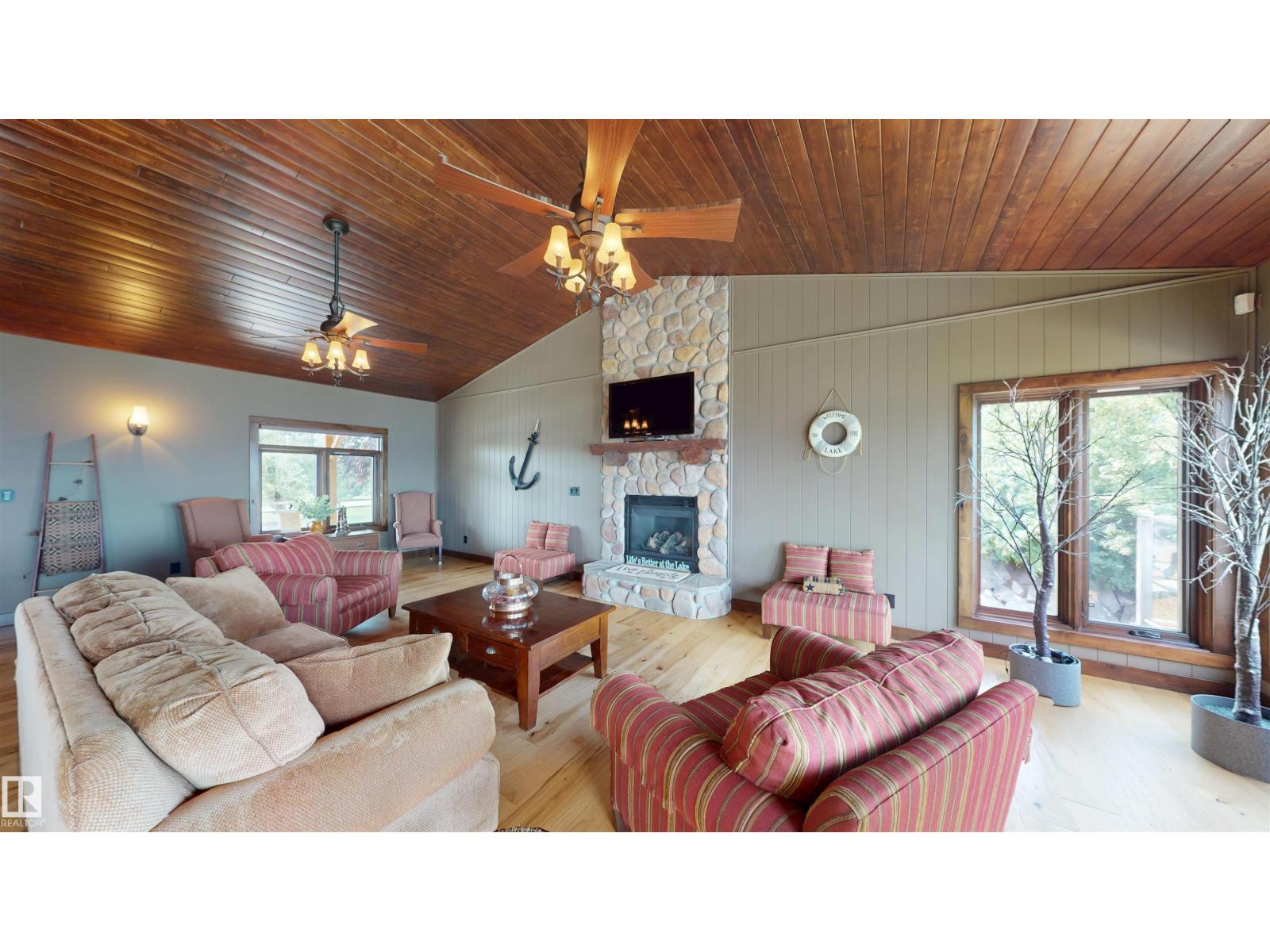 #8 & 9 52506 Rge Road 50, Rural Parkland County, Alberta T0E 2B0 - Photo 18 - E4504912