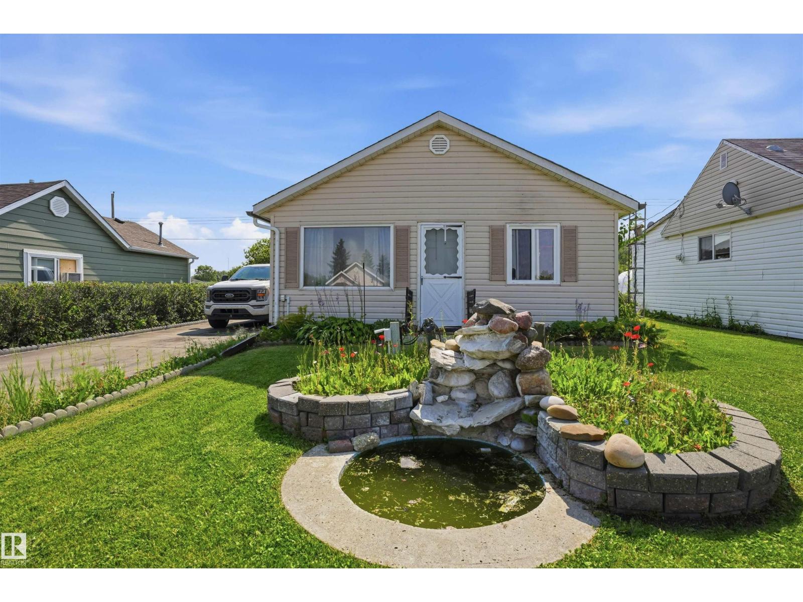 4741 51 Ave, Wildwood, Alberta T0E 2M0 - Photo 1 - E4505333