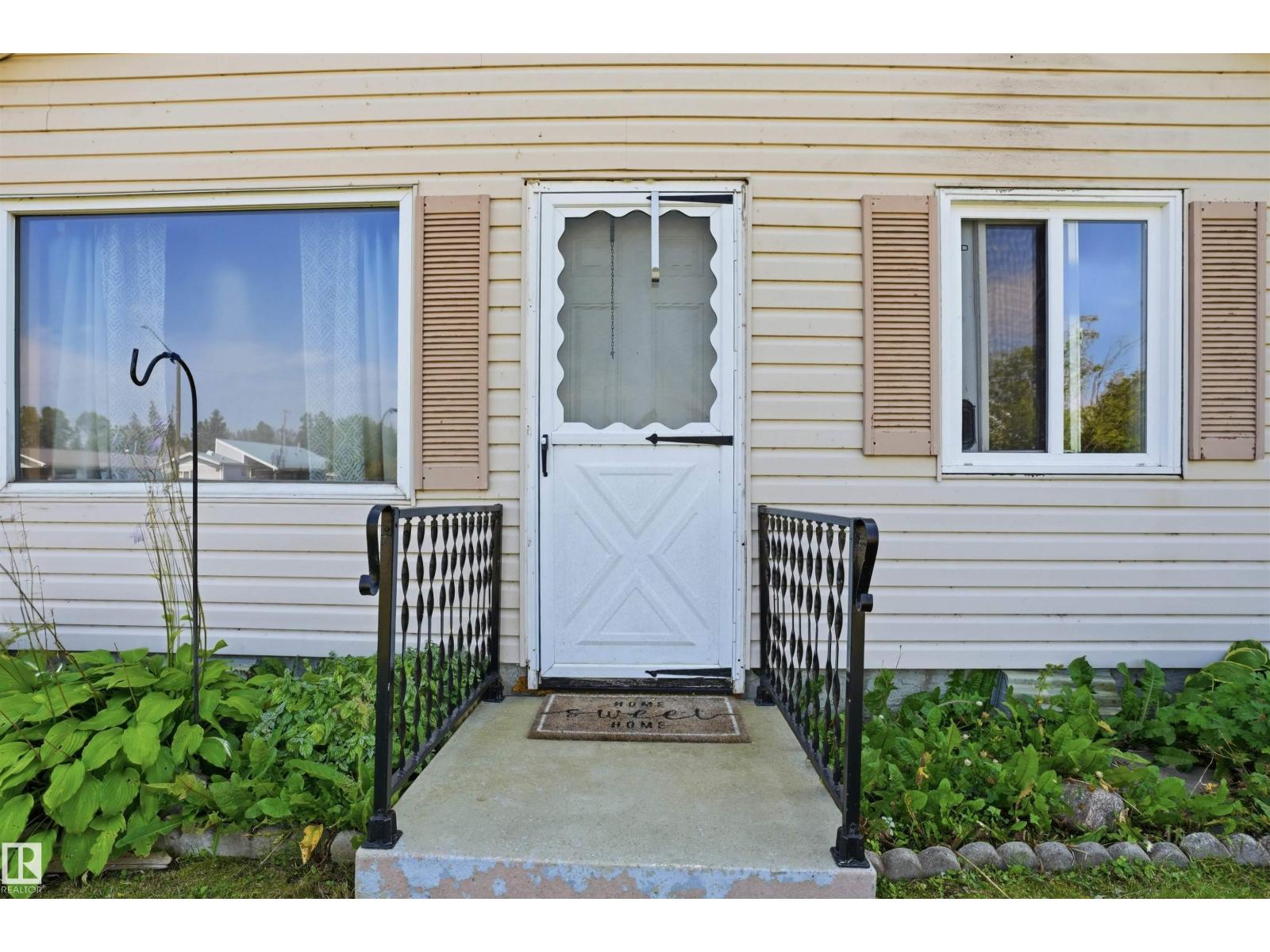 4741 51 Ave, Wildwood, Alberta T0E 2M0 - Photo 4 - E4505333