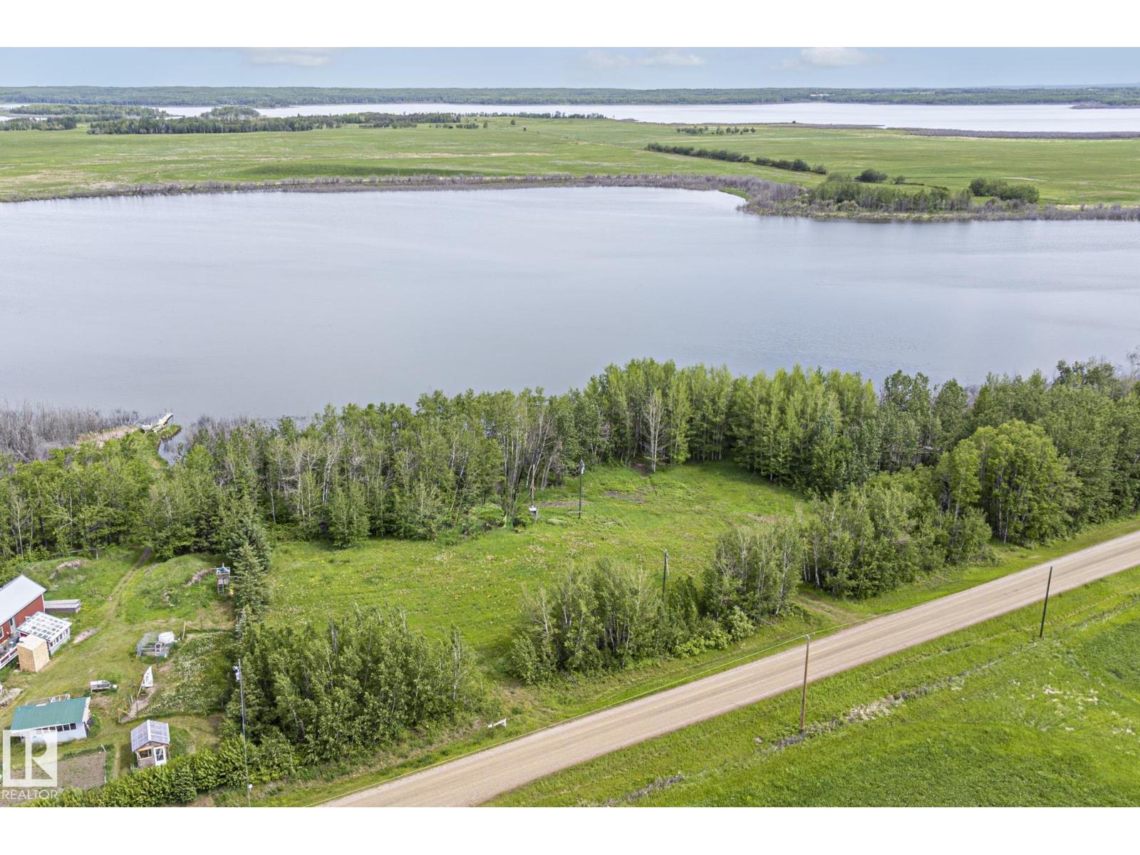 3424 Twp Rd 570, Rural Lac Ste. Anne County, Alberta T0E 1A0 - Photo 3 - E4505367