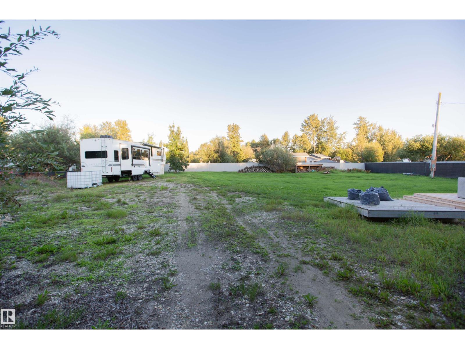 #26 4325 Lakeshore Rd, Rural Parkland County, Alberta T0E 2K0 - Photo 2 - E4505688