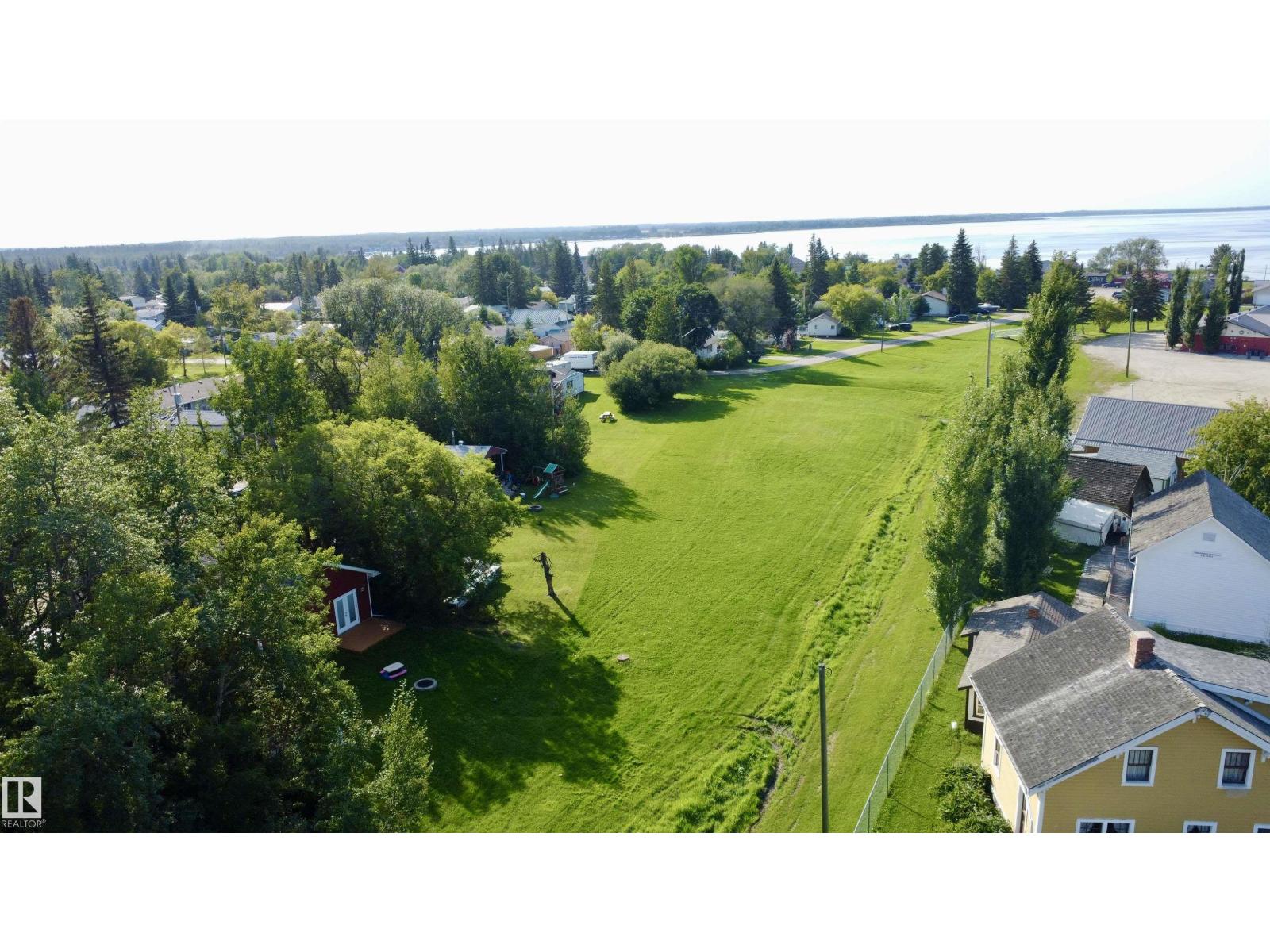 4704 50a St, Rural Lac Ste. Anne County, Alberta  T0E 0A0 - Photo 4 - E4506052