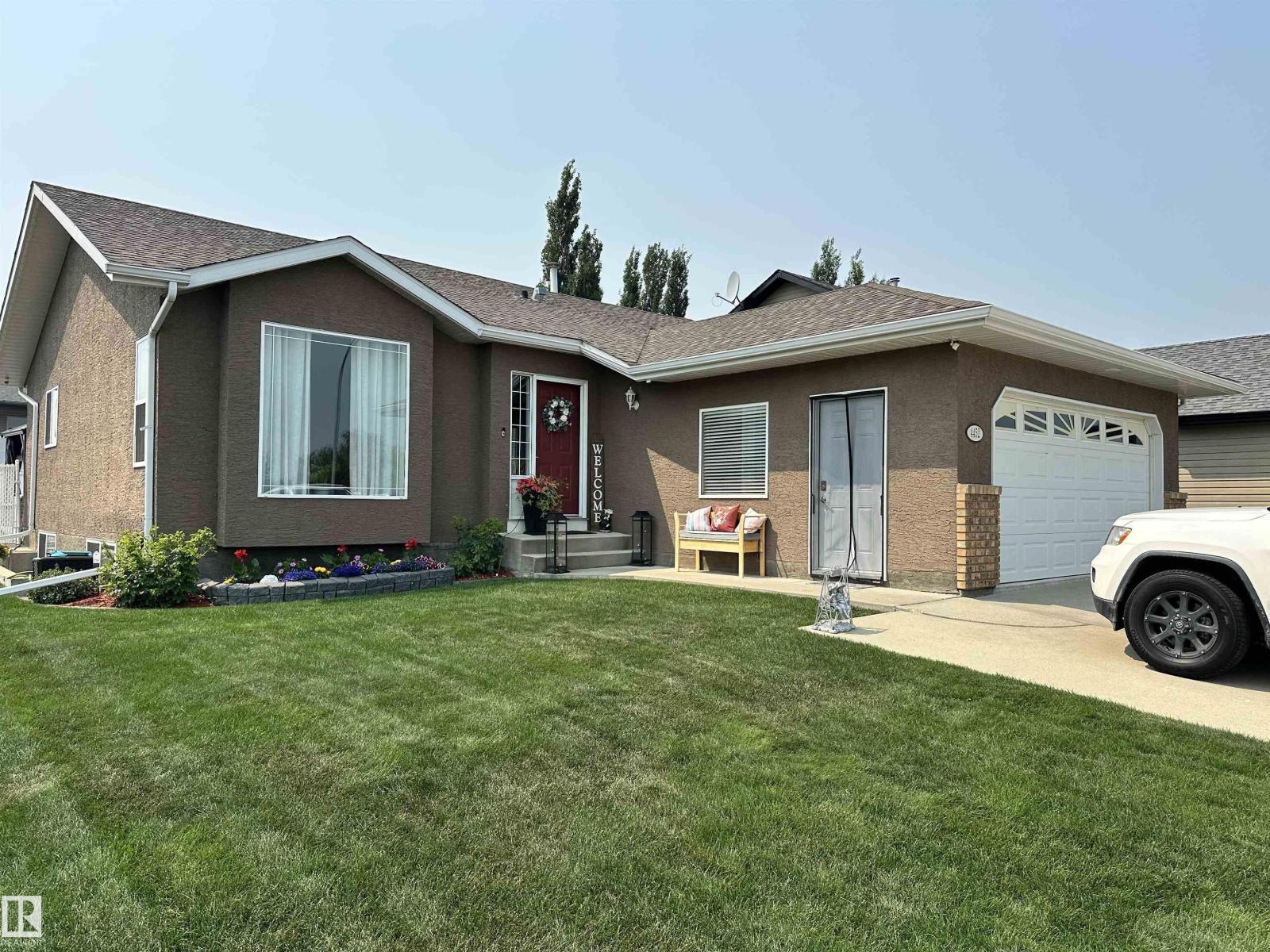 4452 40 St, Drayton Valley, Alberta T7A 1V9 - Photo 1 - E4506073