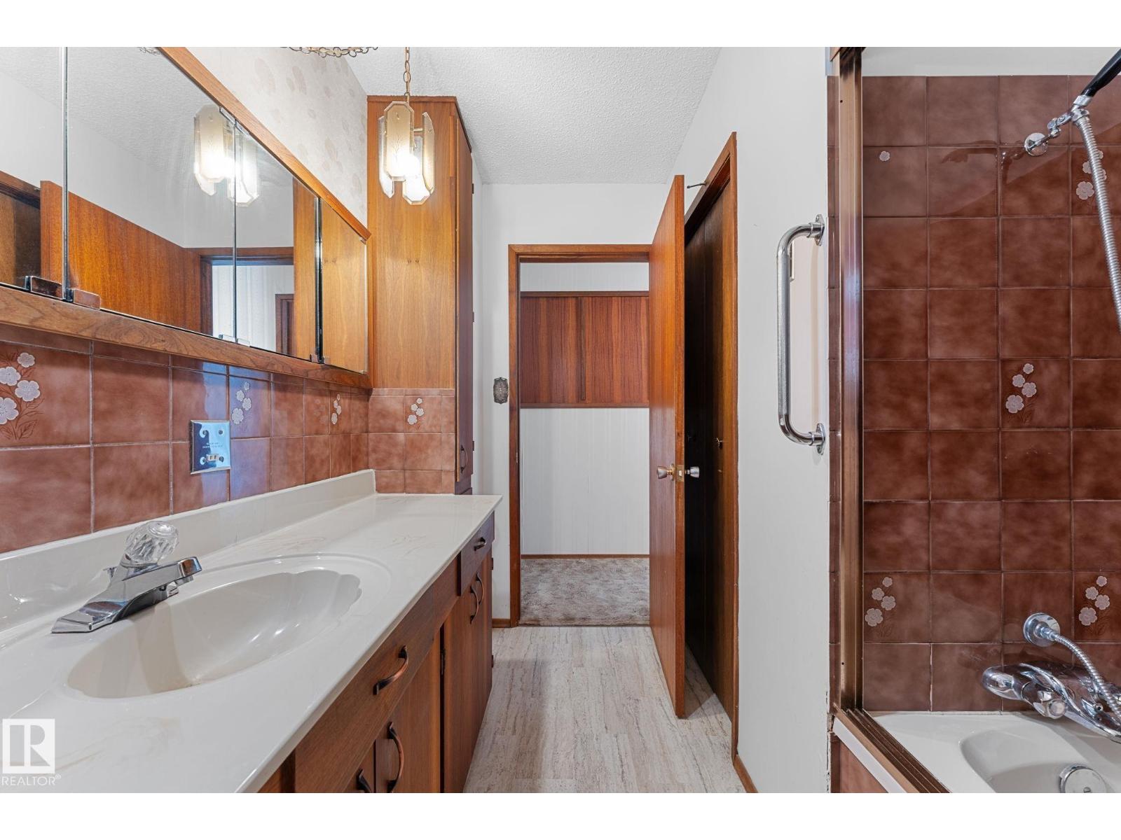 5020 53 Av, Onoway, Alberta T0E 1V0 - Photo 24 - E4506805