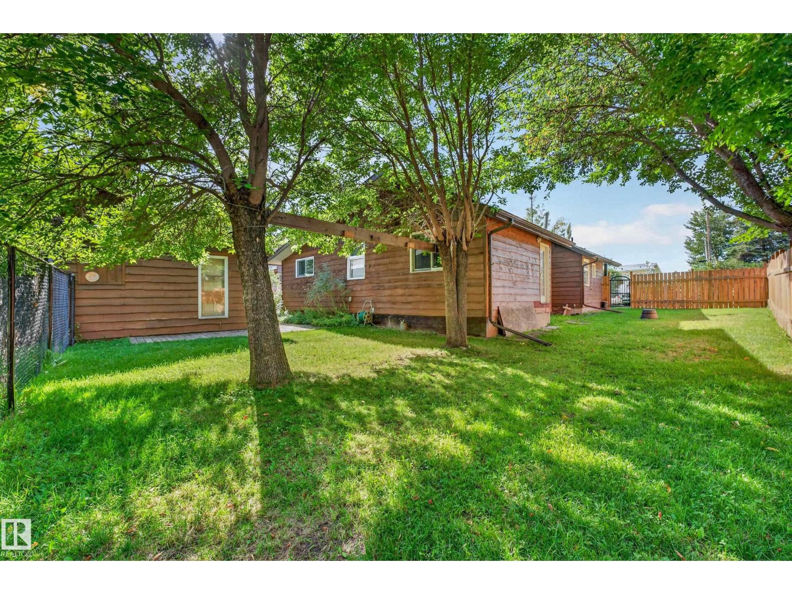 208 1 Av, Rural Wetaskiwin County, Alberta  T0C 1X0 - Photo 63 - E4506846