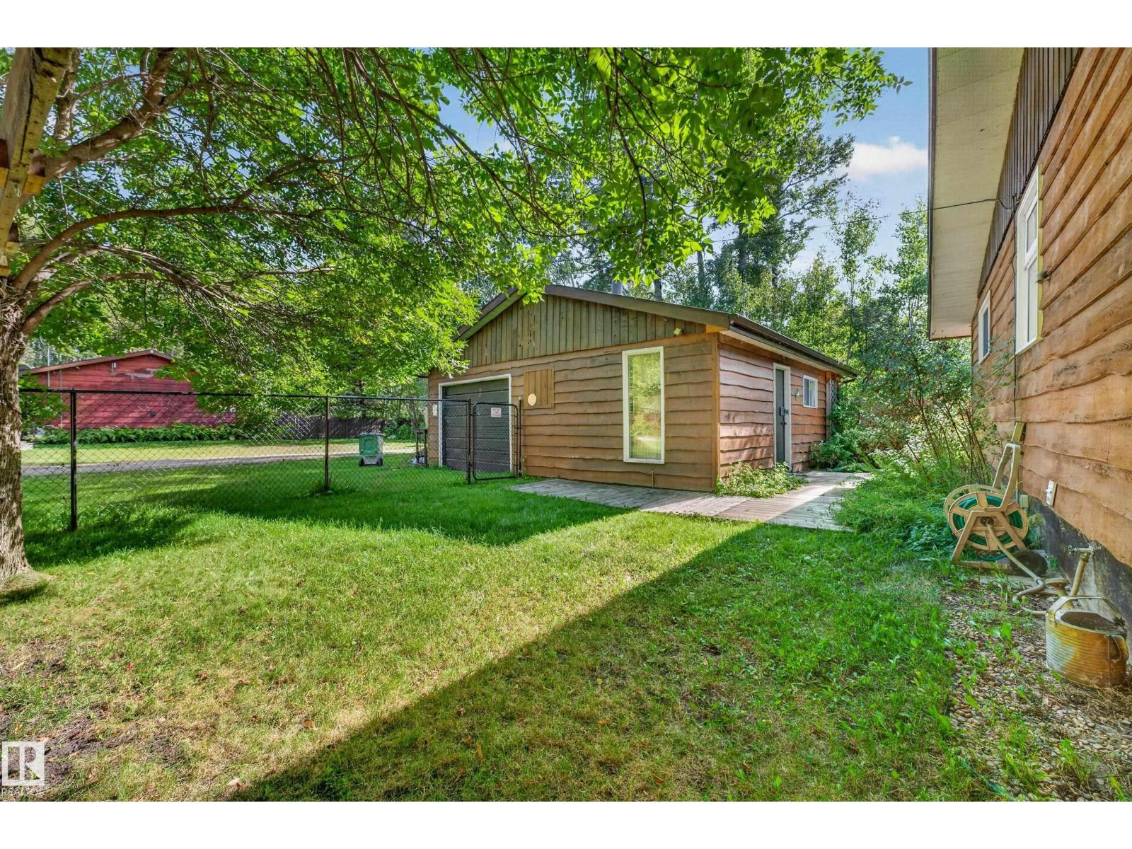 208 1 Av, Rural Wetaskiwin County, Alberta  T0C 1X0 - Photo 64 - E4506846