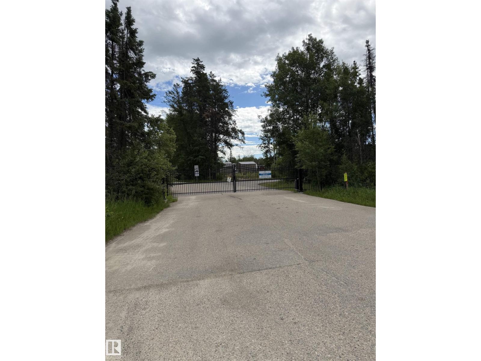 #64 53207 Hghway 31, Rural Parkland County, Alberta  T0E 2B0 - Photo 2 - E4507338