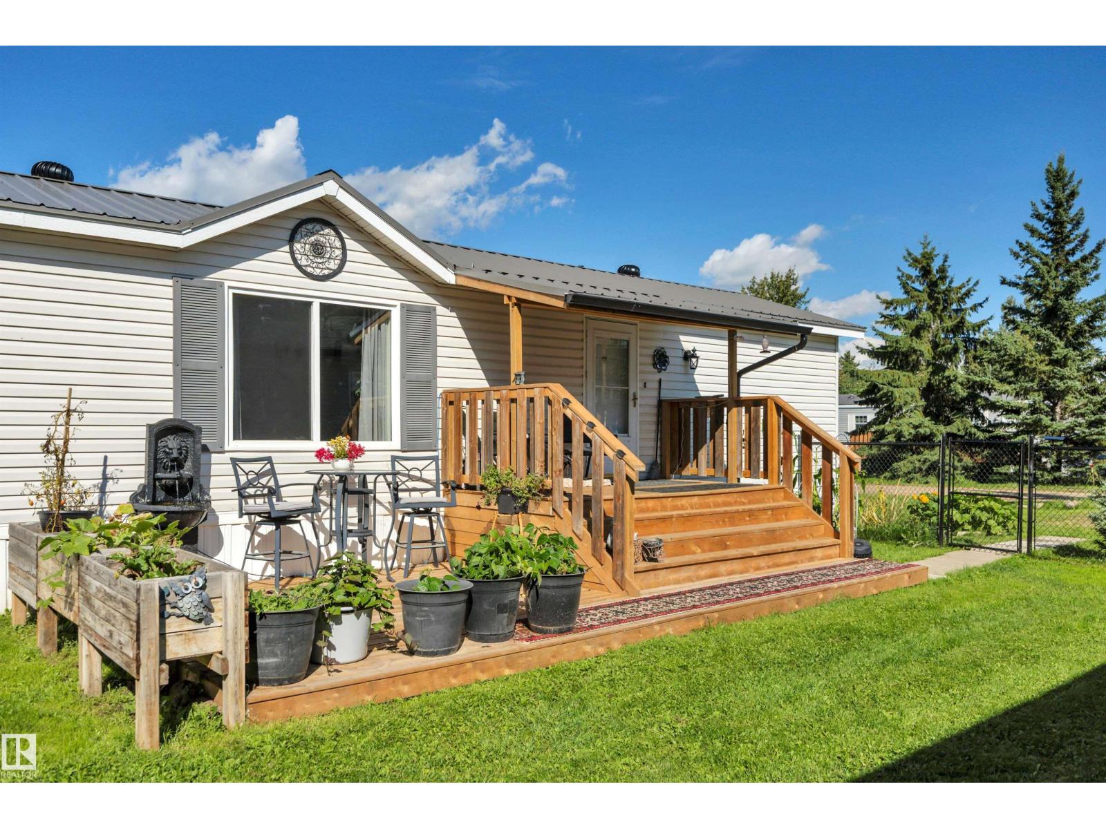 7 Village Green Mobile Park, Warburg, Alberta T0C 2T0 - Photo 2 - E4507820