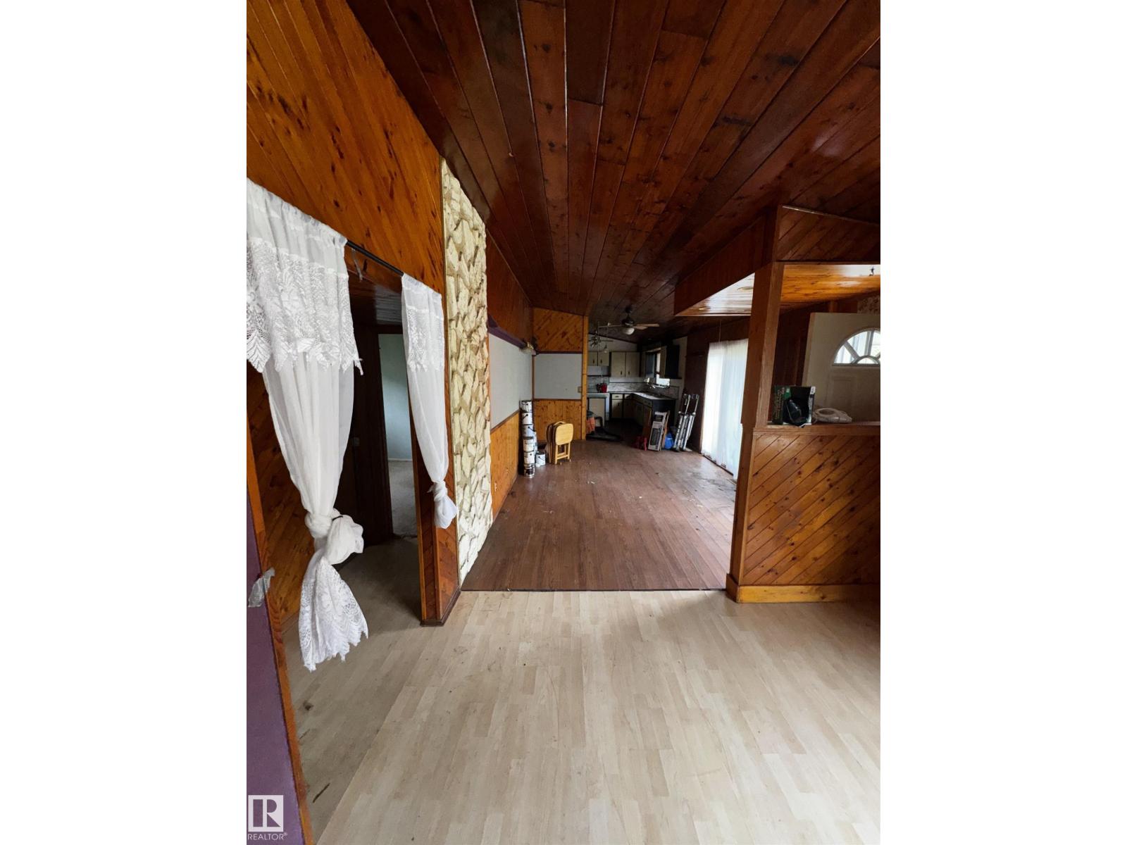 4410 Leisure Ln, Rural Lac Ste. Anne County, Alberta  T0E 1V0 - Photo 14 - E4508054