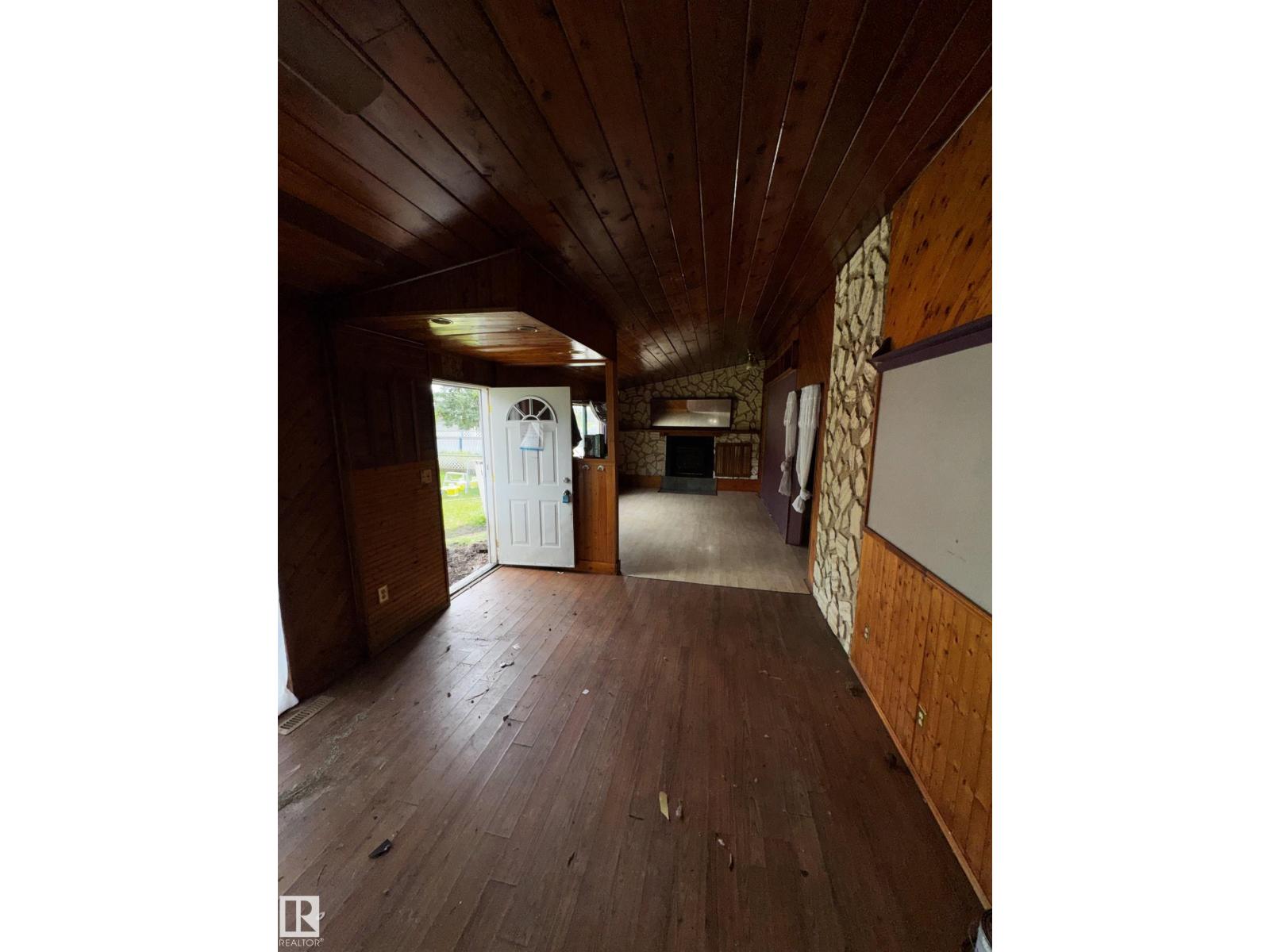 4410 Leisure Ln, Rural Lac Ste. Anne County, Alberta  T0E 1V0 - Photo 7 - E4508054