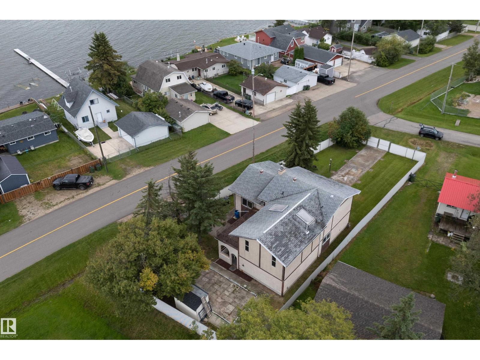 5039 64 St, Rural Lac Ste. Anne County, Alberta  T0E 0A0 - Photo 4 - E4508494