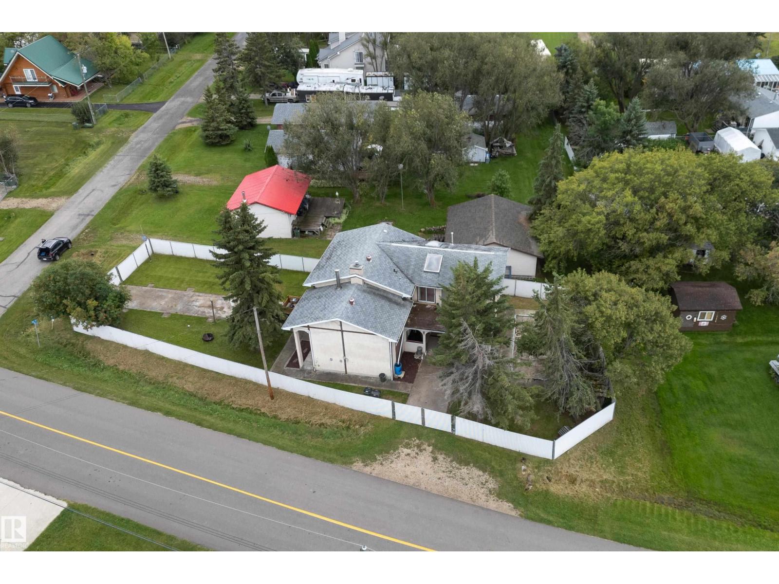 5039 64 St, Rural Lac Ste. Anne County, Alberta  T0E 0A0 - Photo 7 - E4508494