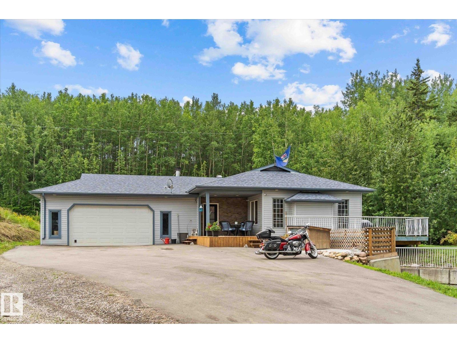 54426 Rge Road 15, Rural Lac Ste. Anne County, Alberta T0E 1V0 - Photo 1 - E4509456