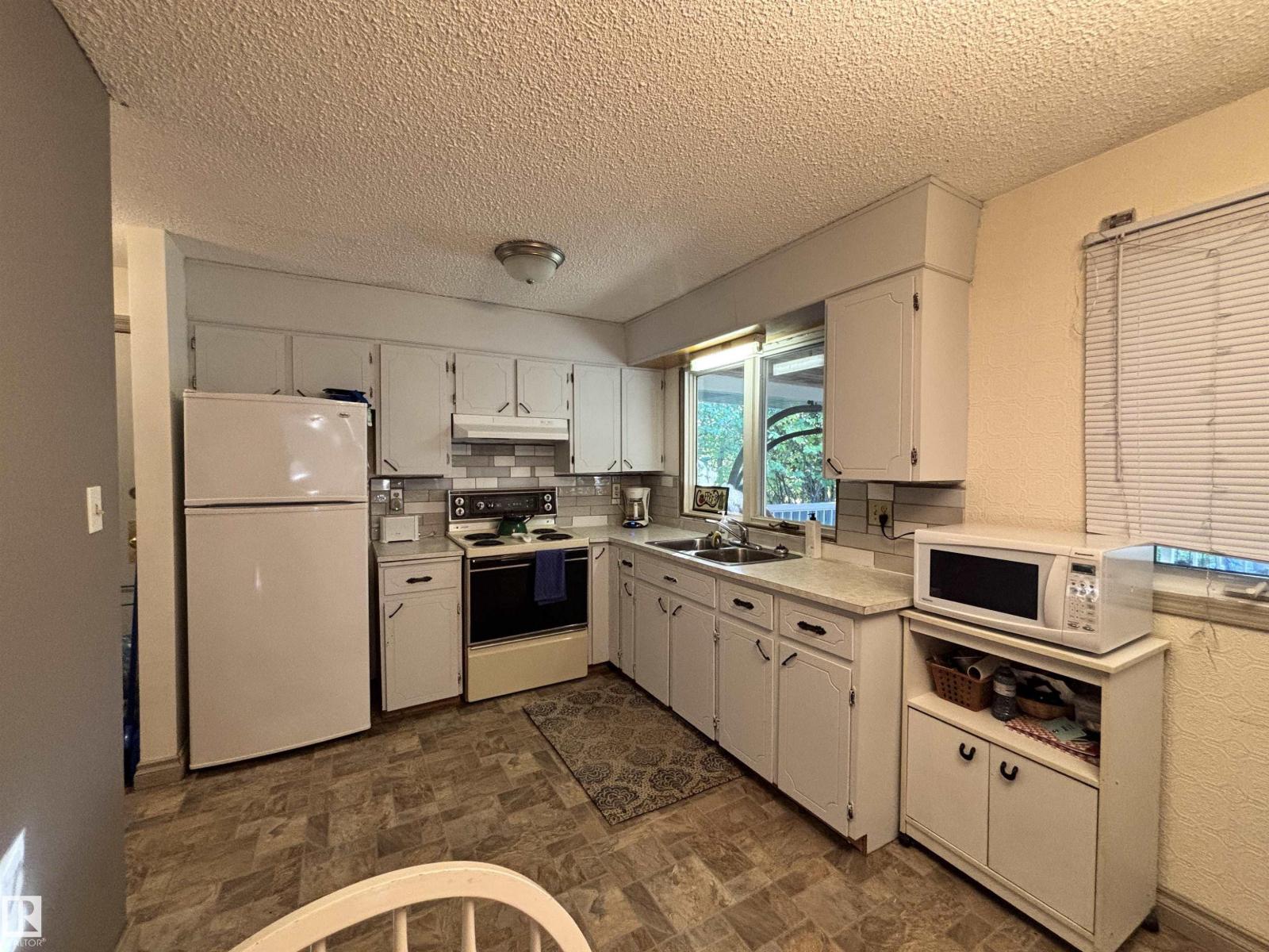 952 9 St, Rural Lac Ste. Anne County, Alberta T0E 1A0 - Photo 11 - E4509923