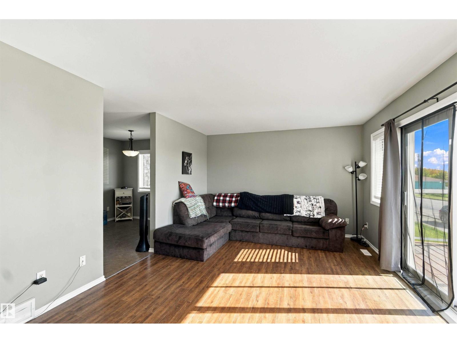5234 51 Av, Wabamun, Alberta T0E 2K0 - Photo 10 - E4509968