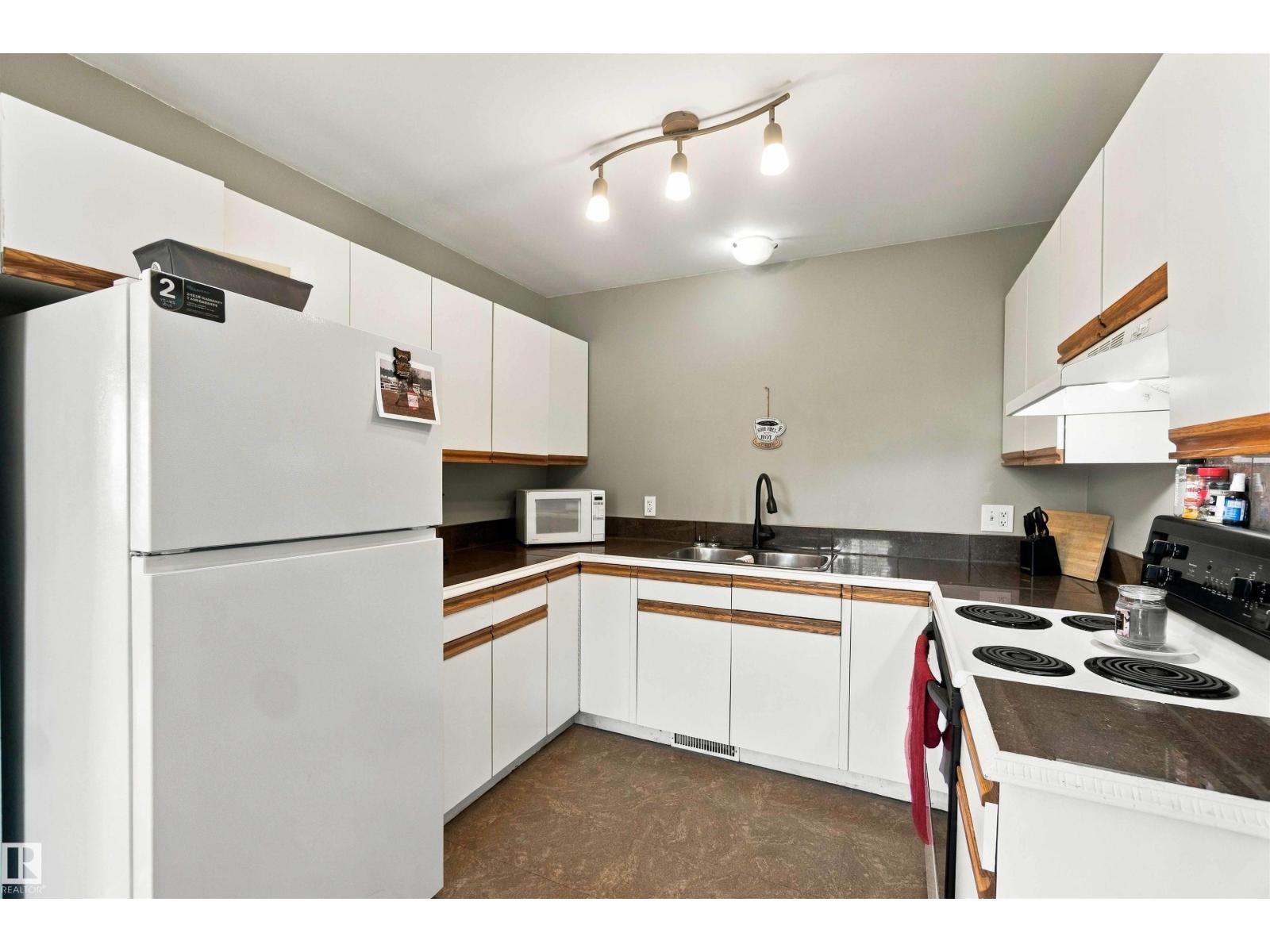 5234 51 Av, Wabamun, Alberta T0E 2K0 - Photo 16 - E4509968