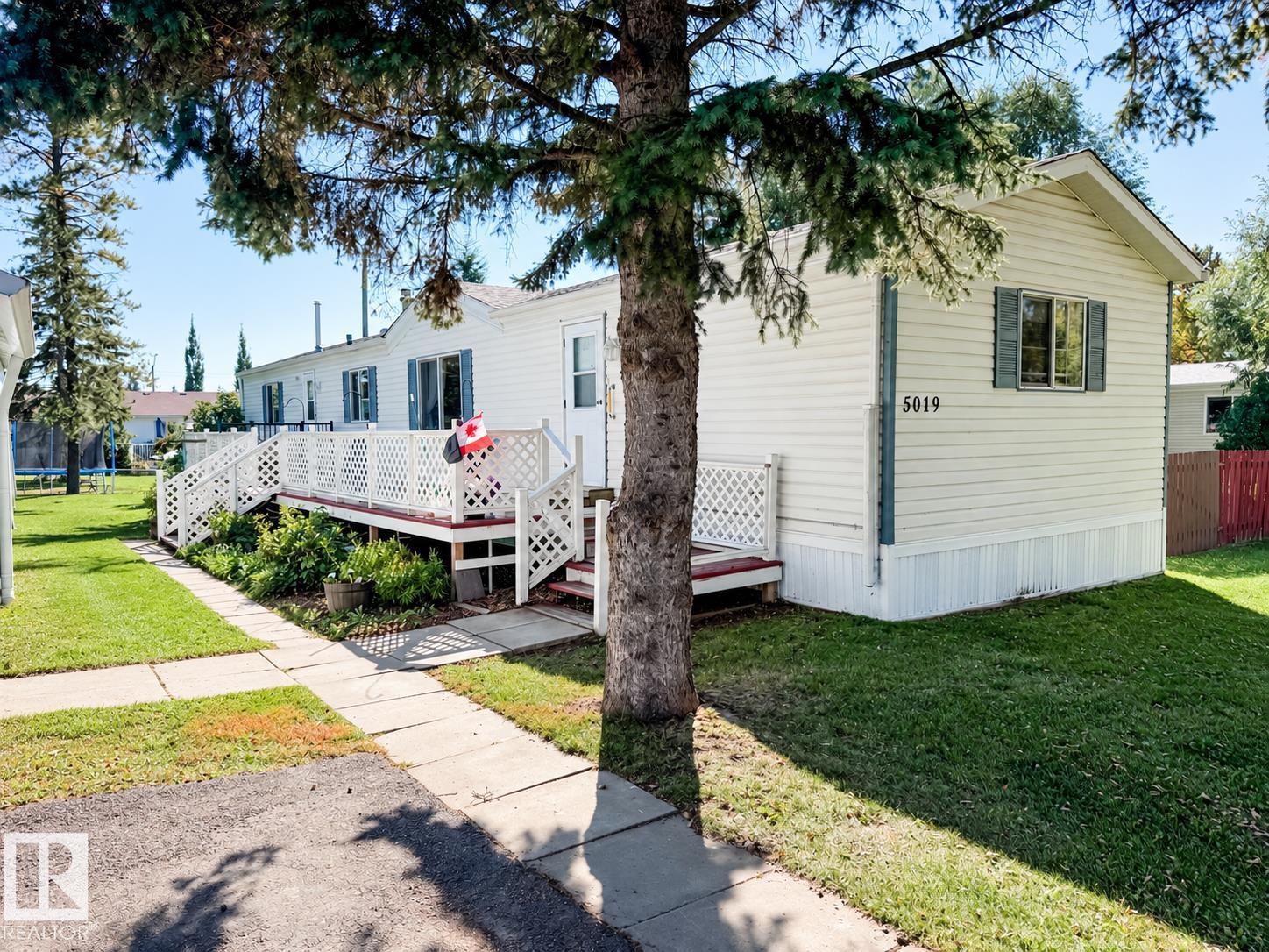 5019 52 Av, Breton, Alberta T0C 0P0 - Photo 2 - E4510190