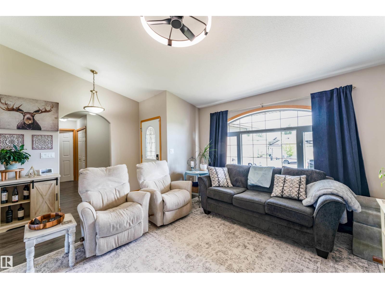 3924 44 Av, Drayton Valley, Alberta T7A 0A1 - Photo 4 - E4510734