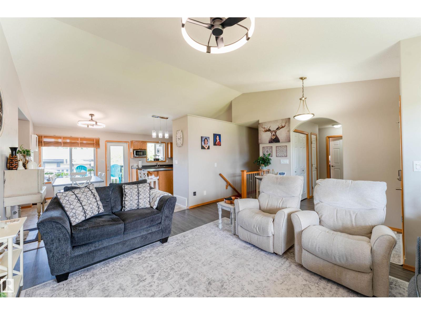 3924 44 Av, Drayton Valley, Alberta T7A 0A1 - Photo 5 - E4510734