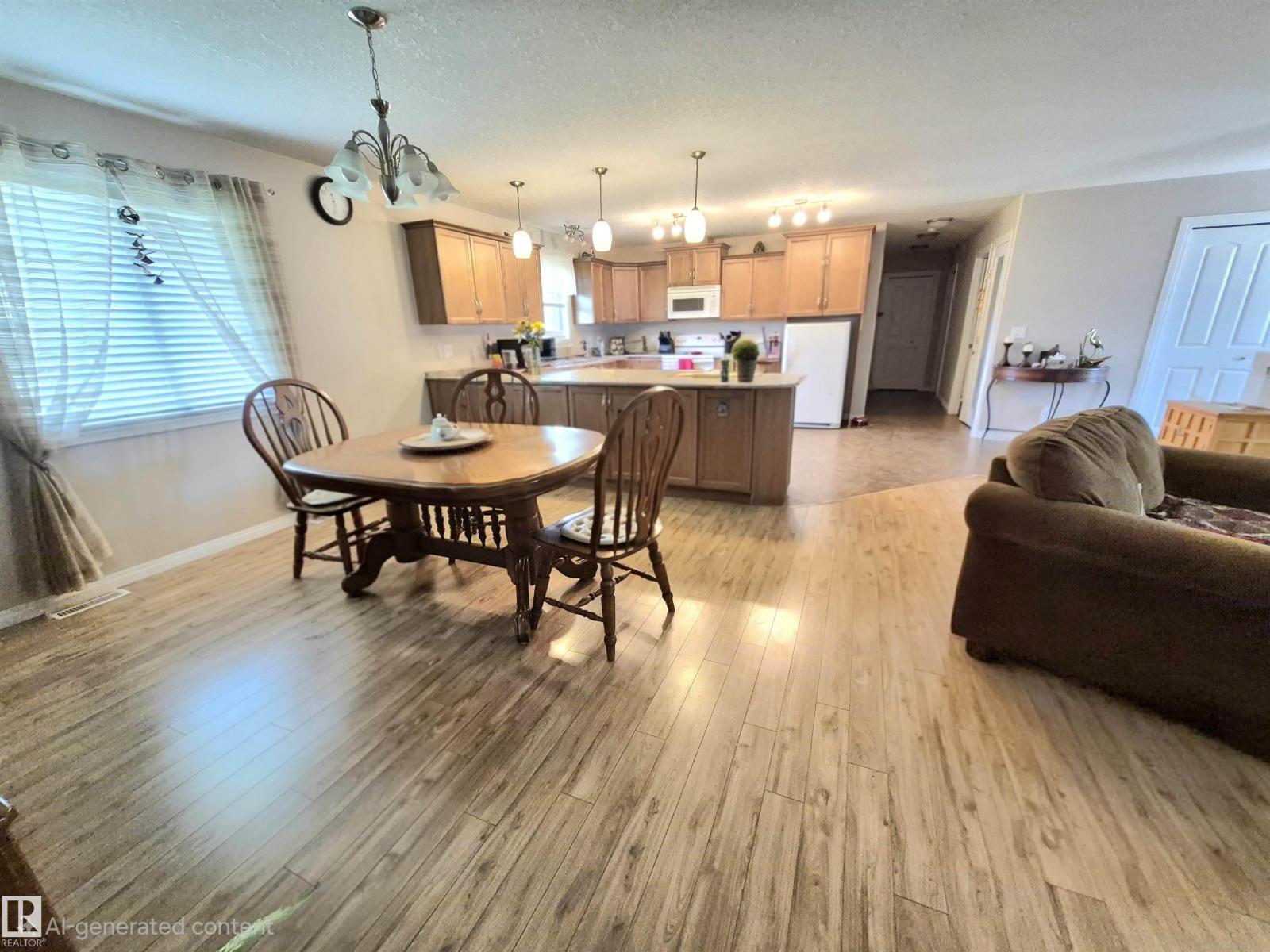 4921 51 Av, Wildwood, Alberta T0E 2M0 - Photo 3 - E4510844