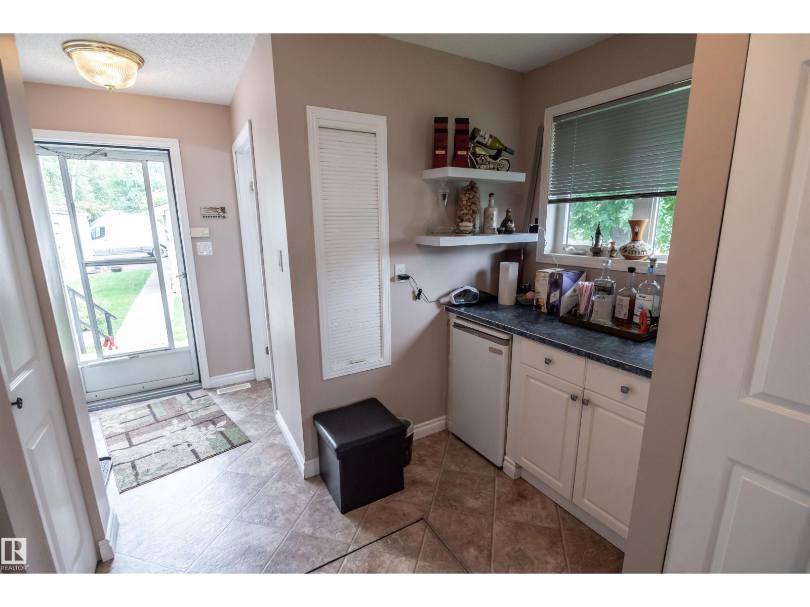 4740 Sunset Dr, Rural Lac Ste. Anne County, Alberta  T0E 0A0 - Photo 16 - E4511212