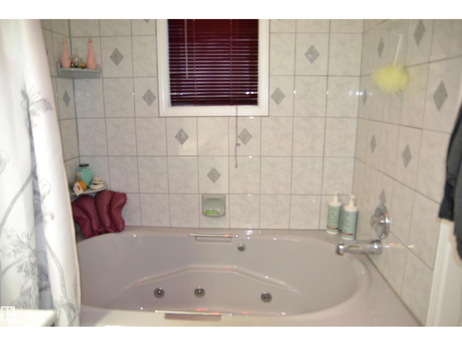 4740 Sunset Dr, Rural Lac Ste. Anne County, Alberta  T0E 0A0 - Photo 24 - E4511212