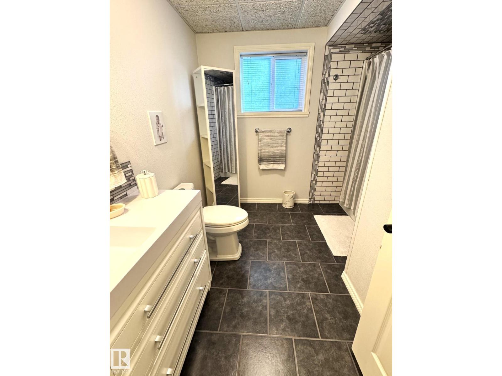 4928 50 Ave., Entwistle, Alberta  T0E 0S0 - Photo 25 - E4511856