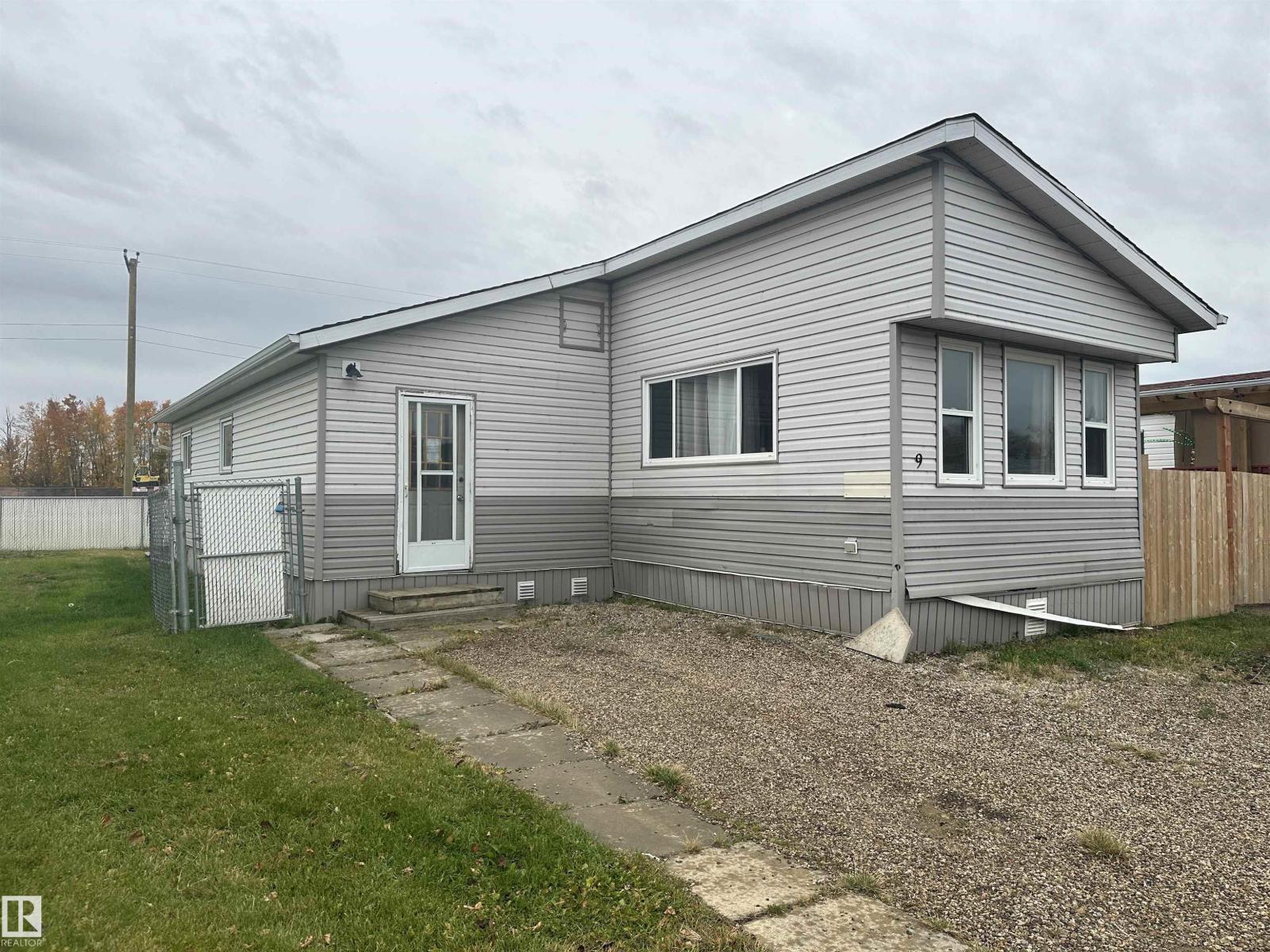 #9 5220 44av, Calmar, Alberta T0C 0V0 - Photo 1 - E4512403