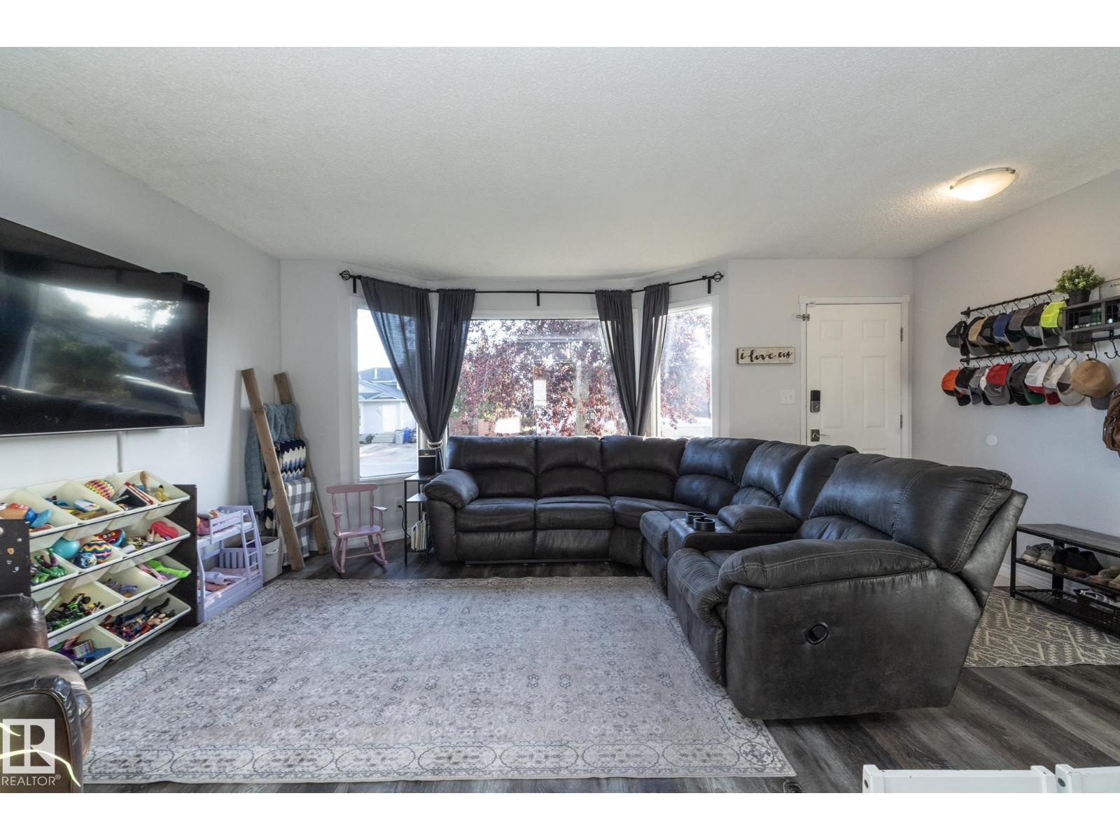5026 52 St, Calmar, Alberta T0C 0V0 - Photo 3 - E4512566