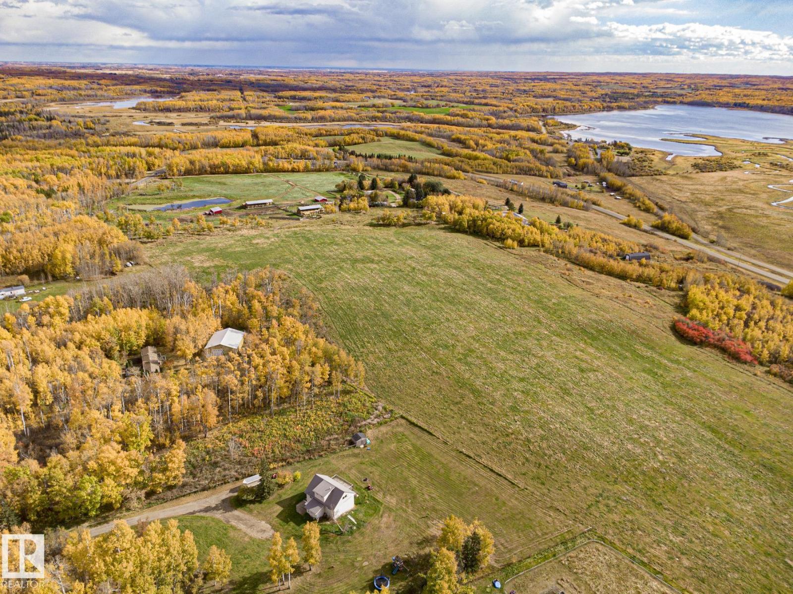 #203 1414 Hwy 37, Rural Lac Ste. Anne County, Alberta  T0E 1V0 - Photo 11 - E4512989