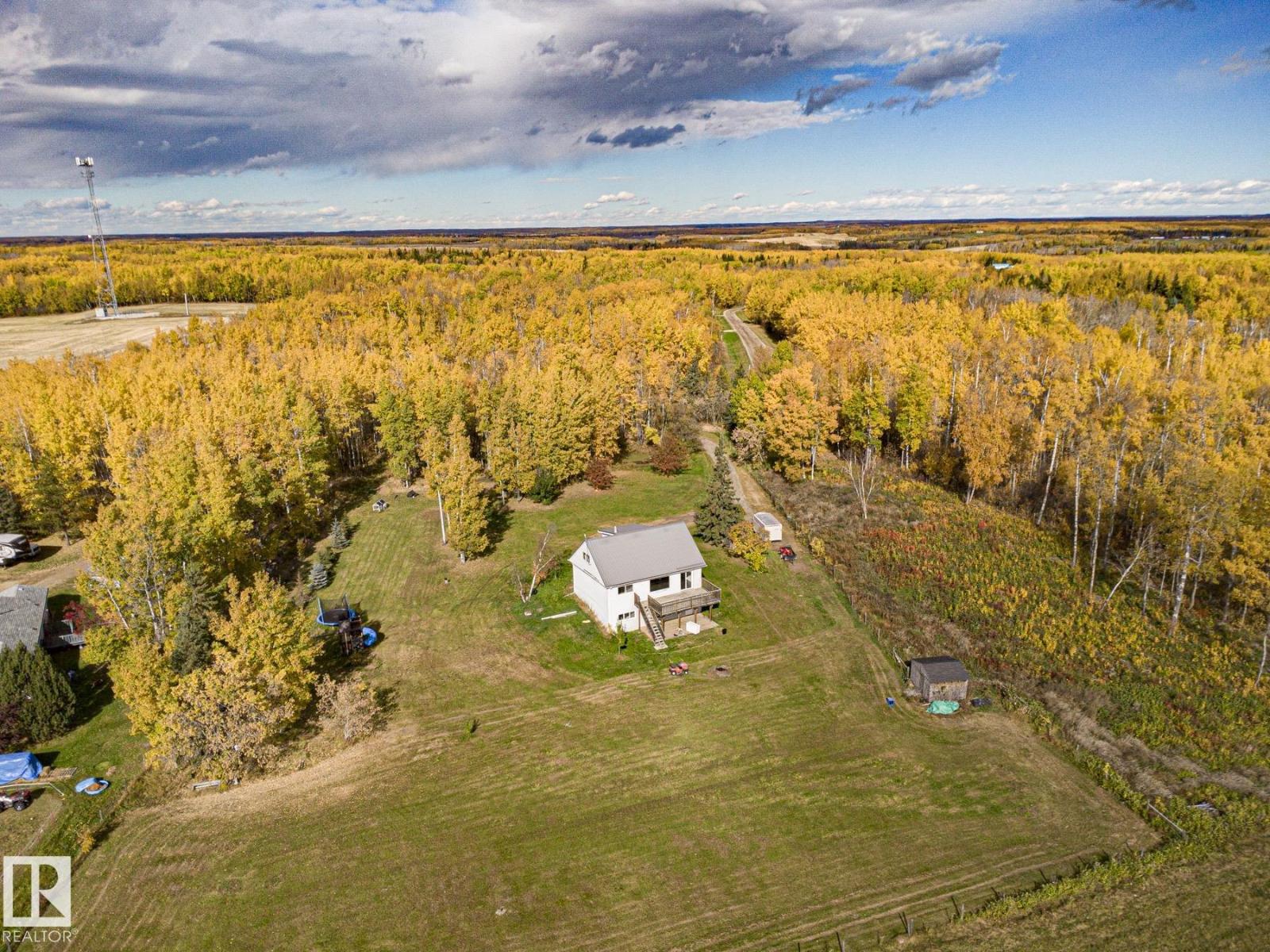 #203 1414 Hwy 37, Rural Lac Ste. Anne County, Alberta  T0E 1V0 - Photo 4 - E4512989