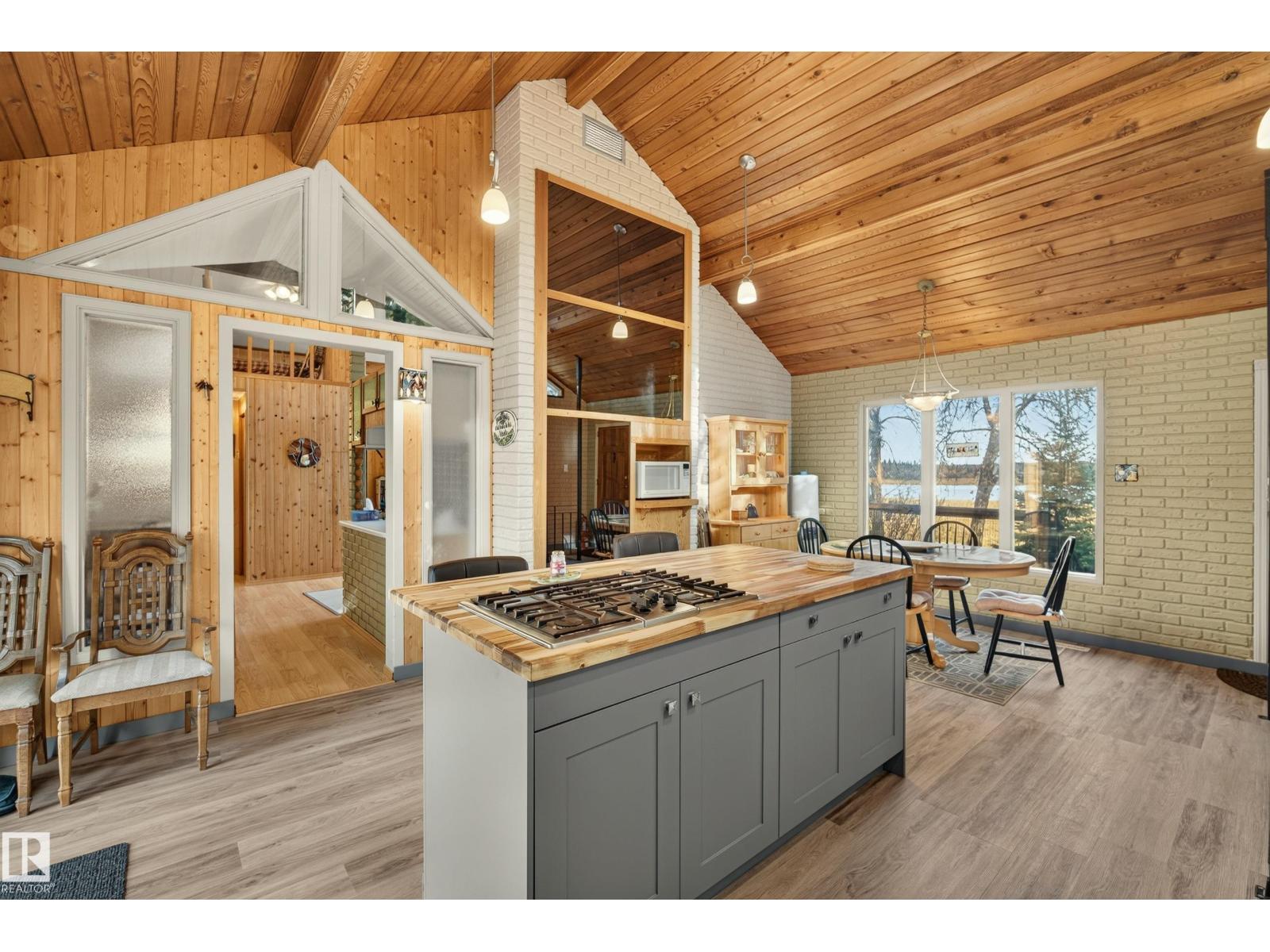 4315 Leisure Ln, Rural Lac Ste. Anne County, Alberta T0E 1V6 - Photo 10 - E4513097