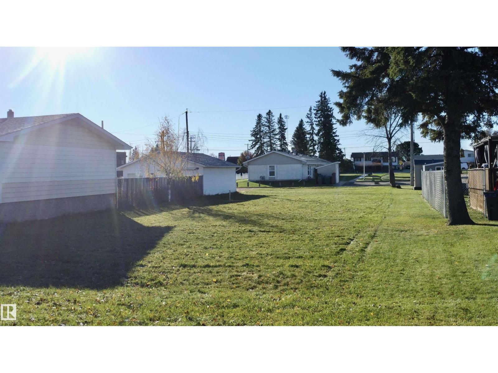 5009 53 Av, Wabamun, Alberta T0E 2K0 - Photo 4 - E4513443