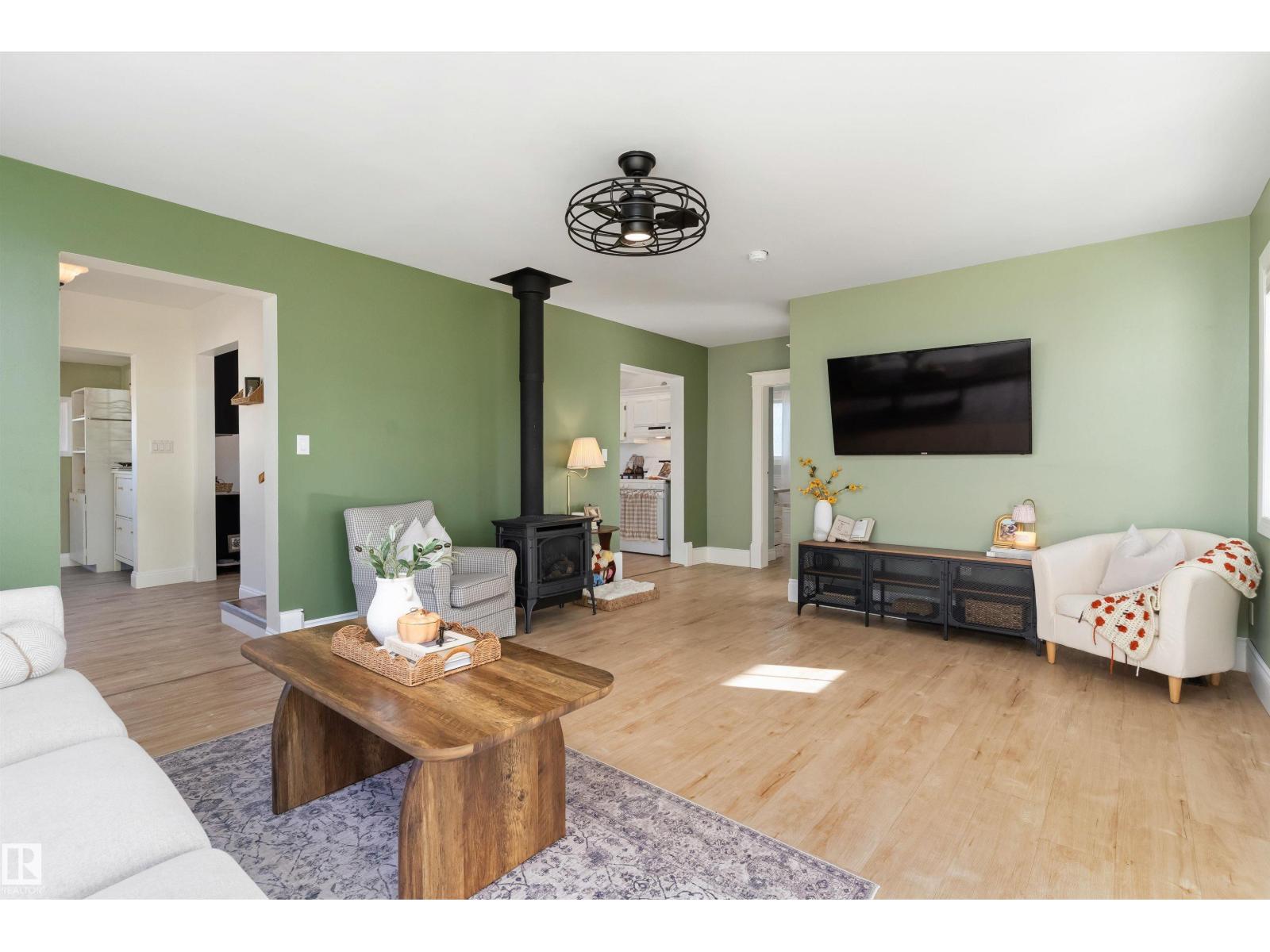 5016 52 Av, Warburg, Alberta  T0C 2T0 - Photo 6 - E4513486
