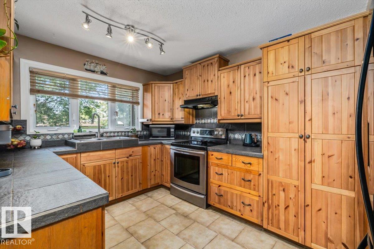 9212 93 St, Fort Saskatchewan, Alberta  T0M 2C0 - Photo 12 - E4513861