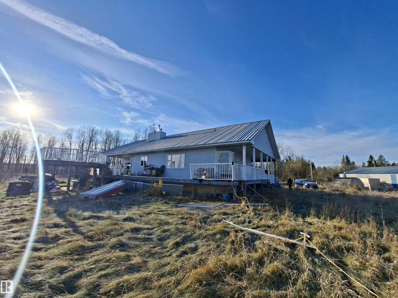 8530 Hwy 621 House A; B, Rural Brazeau County, Alberta T7A 2A3 - Photo 1 - E4514637