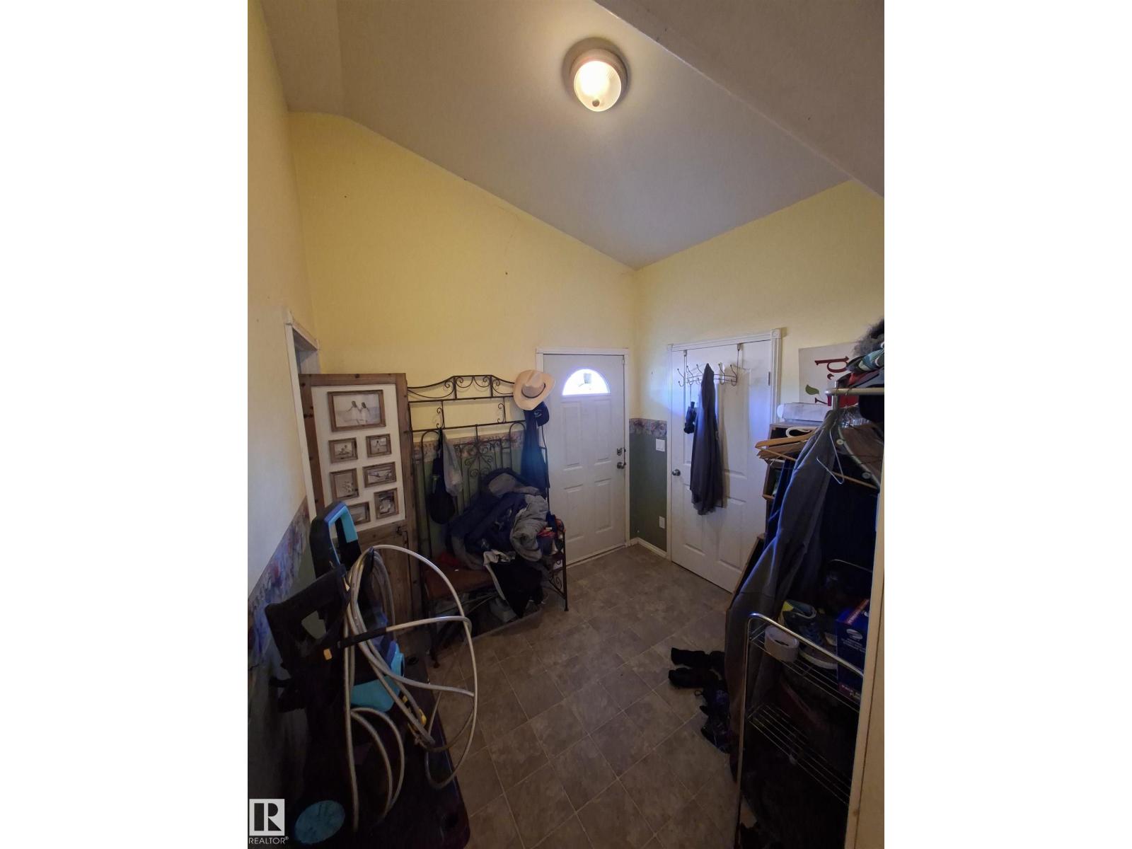 8530 Hwy 621 House A; B, Rural Brazeau County, Alberta T7A 2A3 - Photo 22 - E4514637